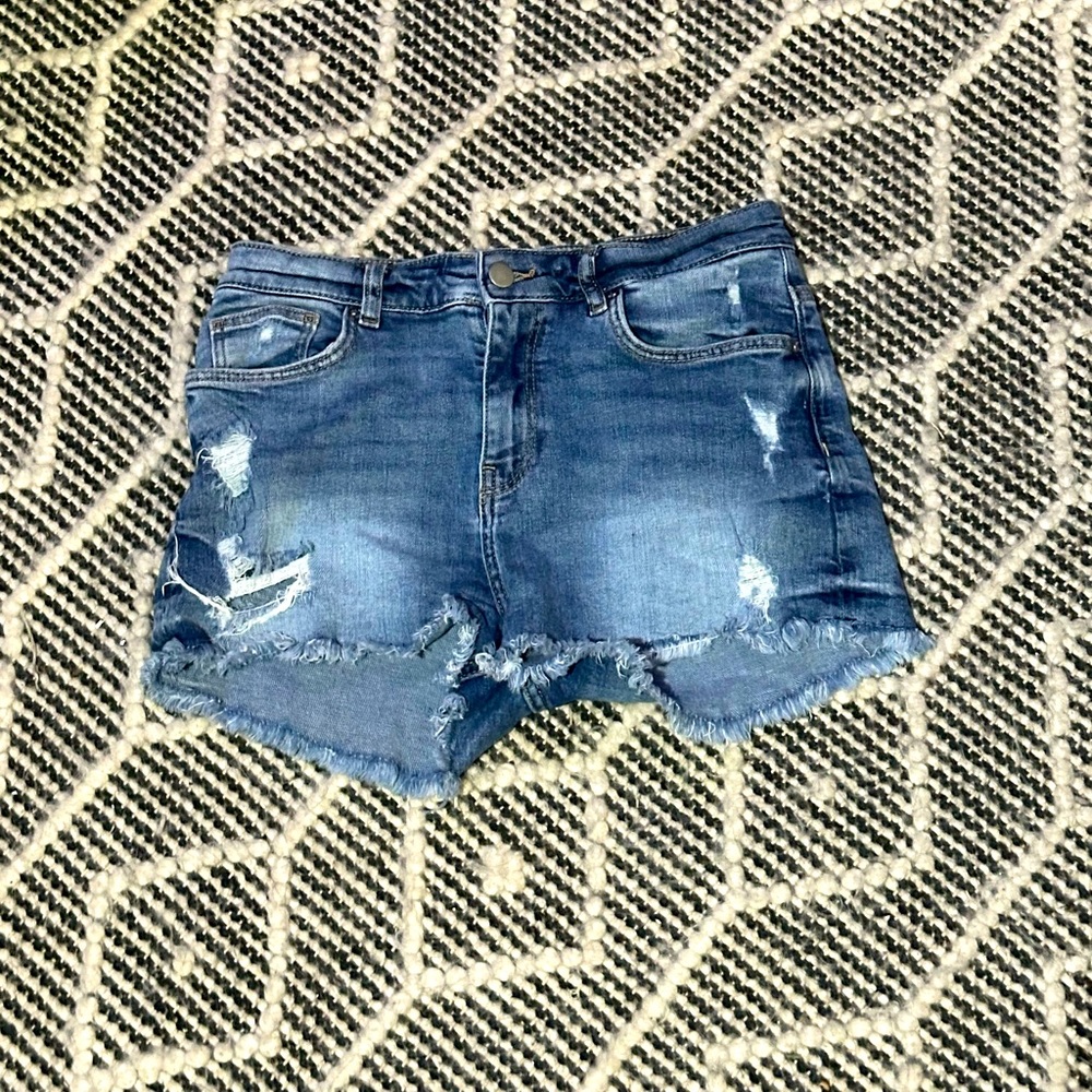 Express distressed stretchy denim shorts